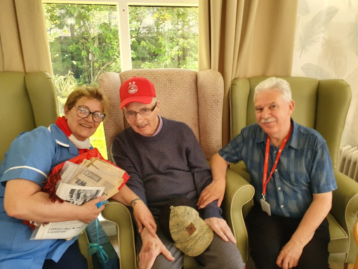 residents together